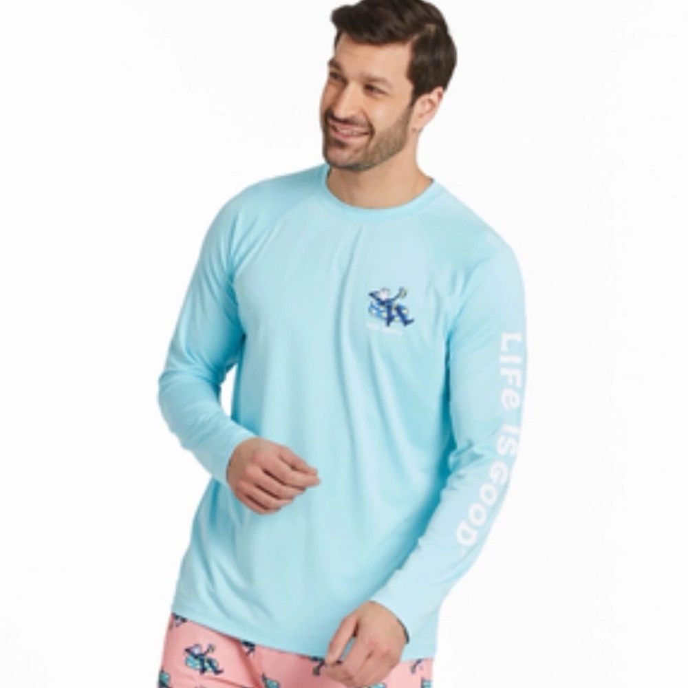 Life is Good Men's Blue Swim Shirt Size Medium Long Sleeve SPF 50